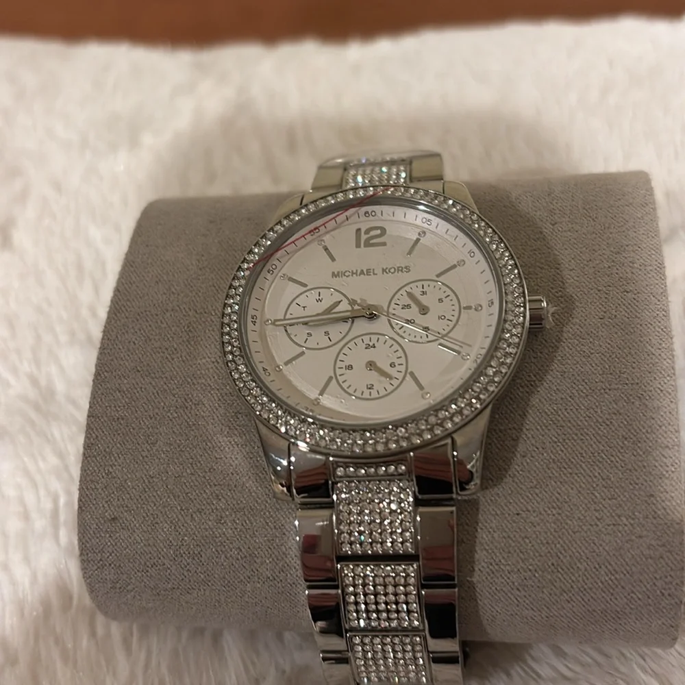 Michael Kors MK7294 Oversized Tibby Pavé‎ Silver-Tone Watch